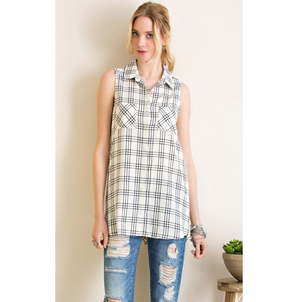 ✿❀ White Plaid Tank (Large only) ❀✿ - Picture 6 of 6
